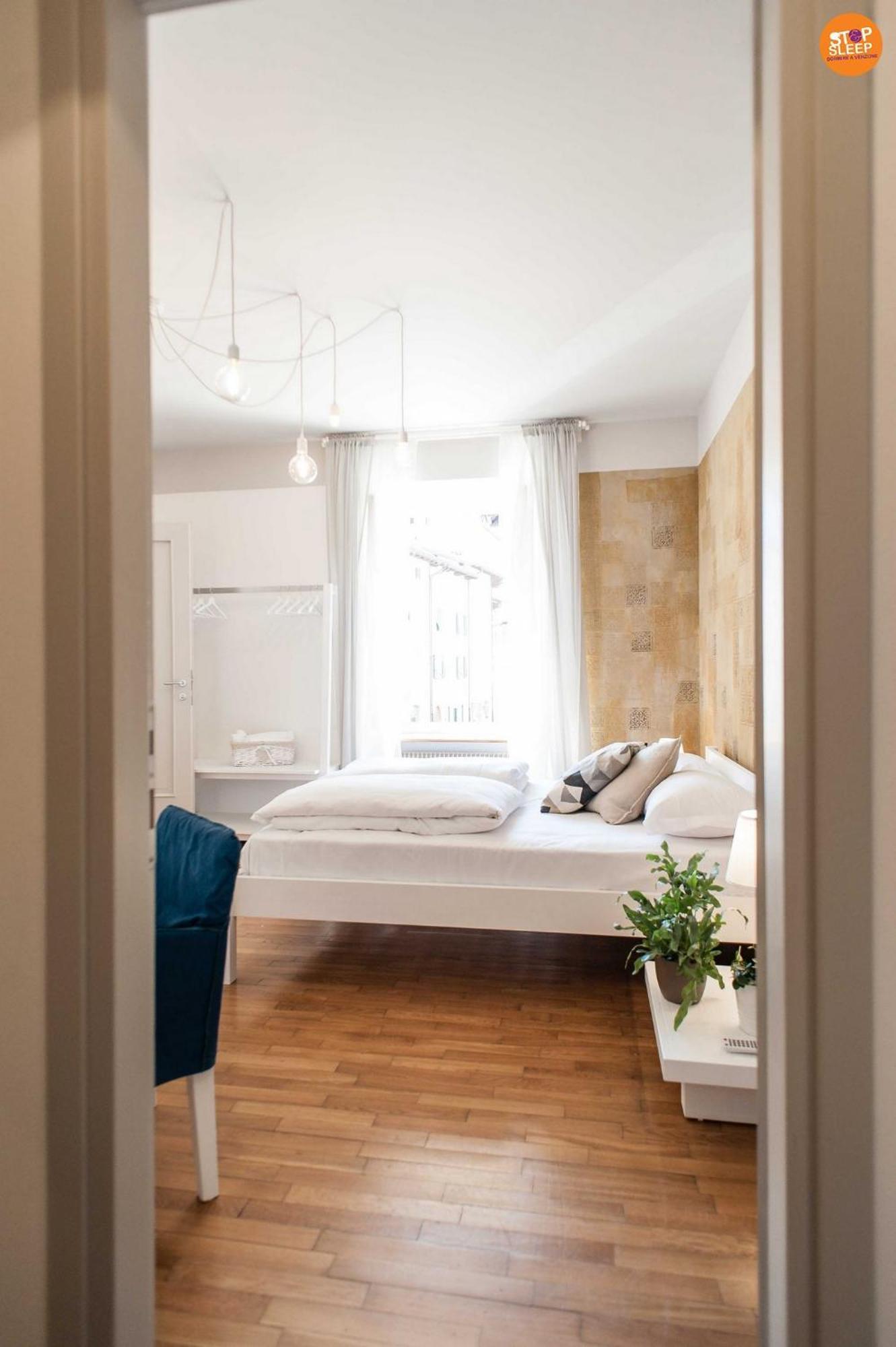 Stop & Sleep Venzone Chambre photo